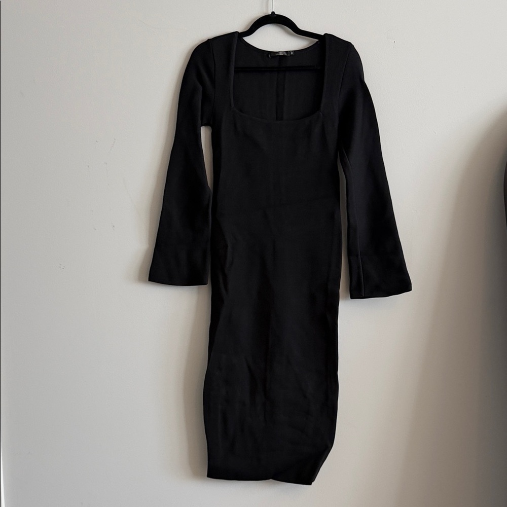 Black Square-Neck Long Sleeve Bodycon Dress